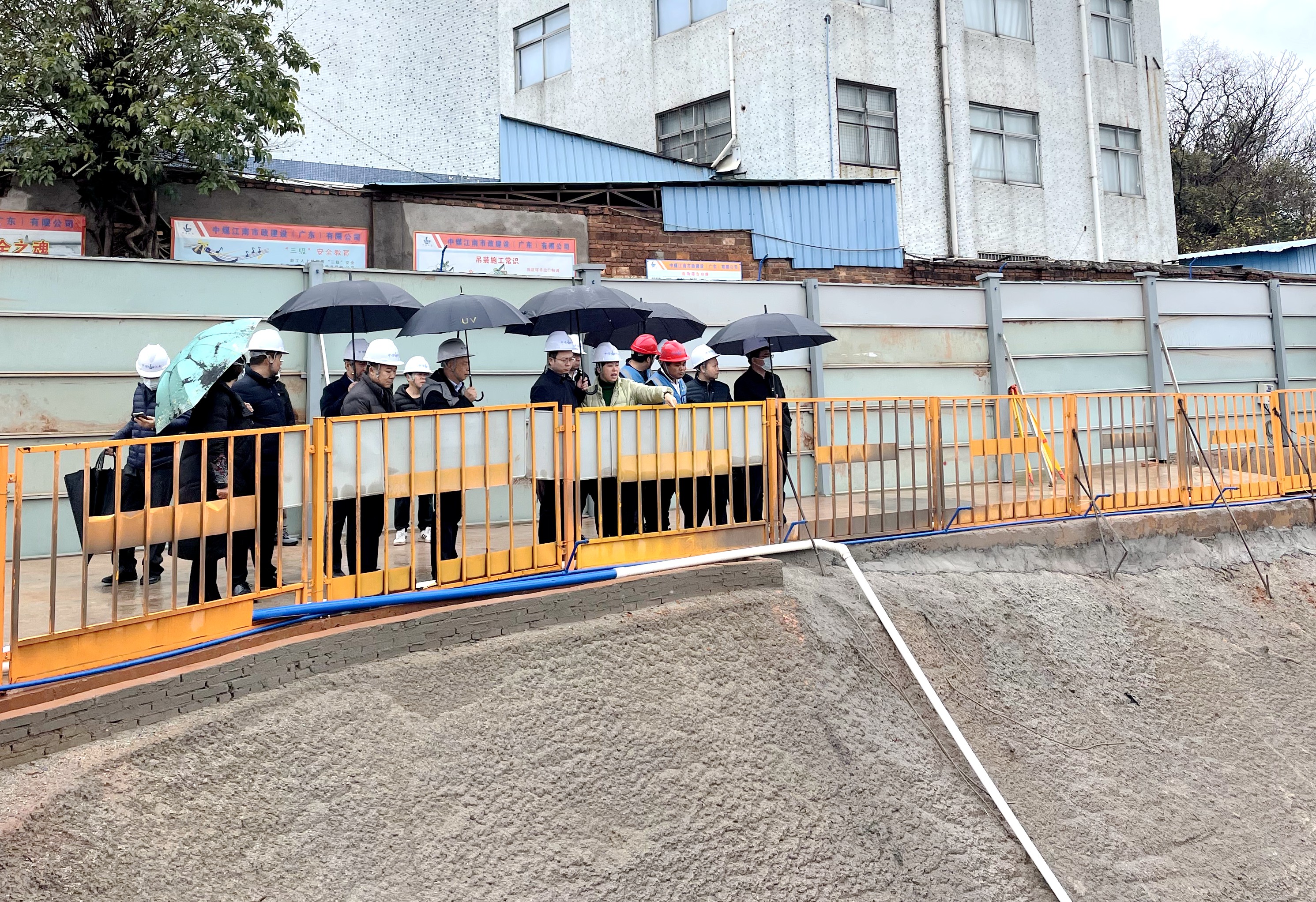 湯念楚到中煤江南（廣東局）調(diào)研指導(dǎo)工作8.jpg